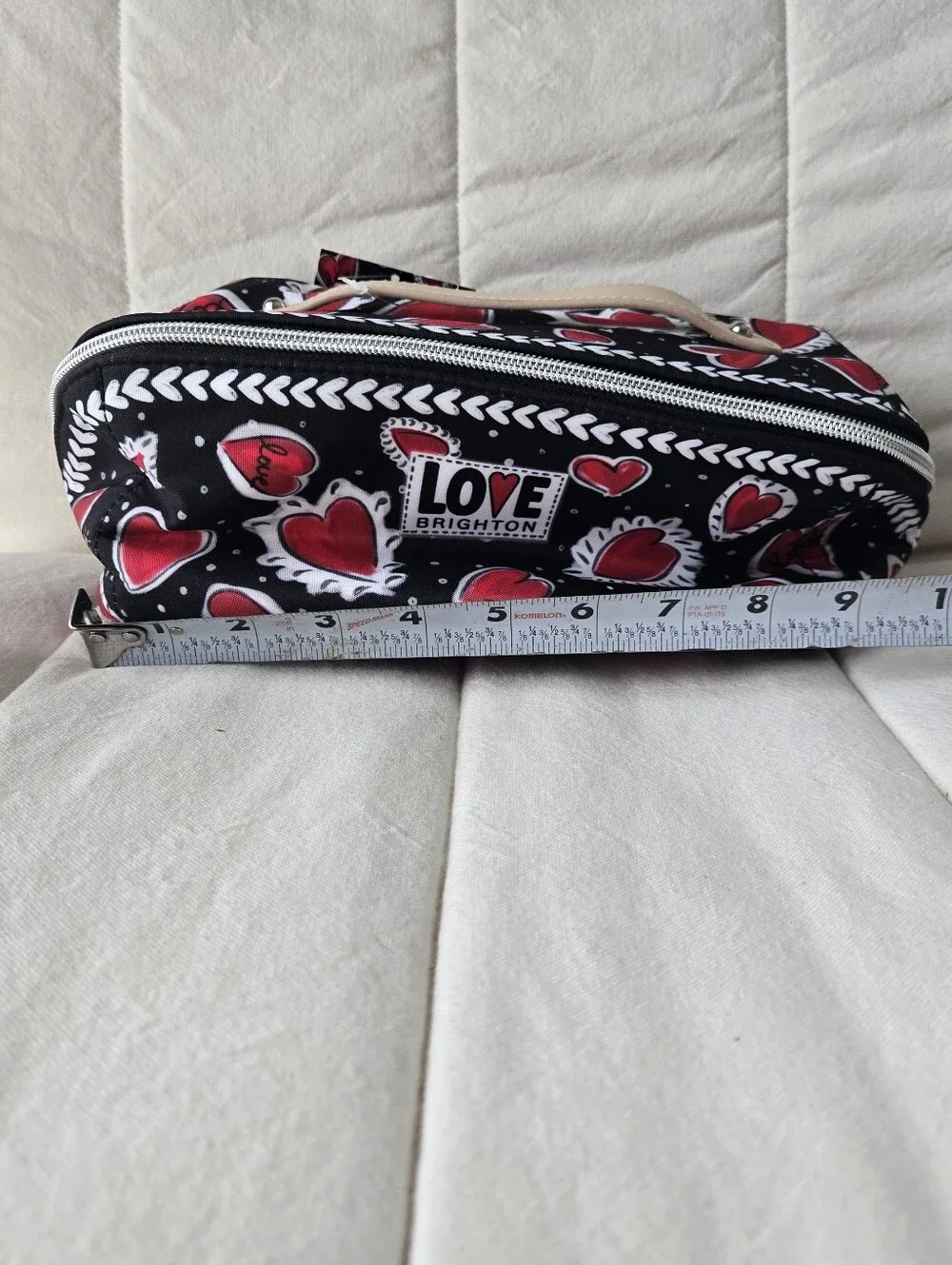 Brighton Hearts Flutter‎ Cosmetic Bag Compact Travel Organizer